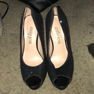 Black heels
